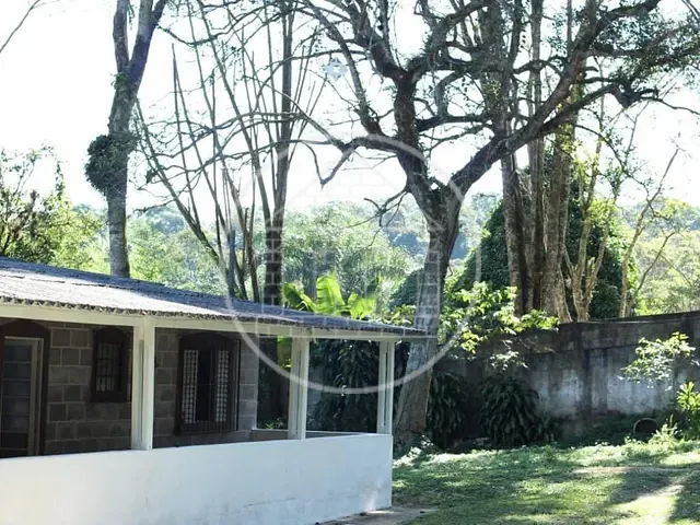Chácara com 12500m² 5 quartos e 4 banheiros, à venda, no bairro Jardim Santa Tereza em São Paulo
