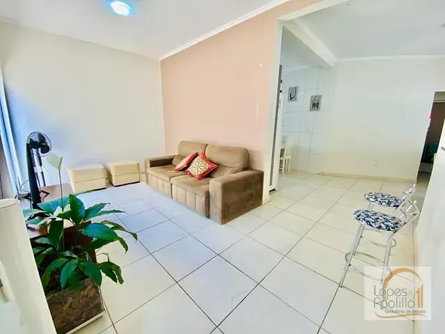 Chácara com 701m² 3 quartos e 3 banheiros, à venda, no bairro Jardim Estância Brasil em Atibaia