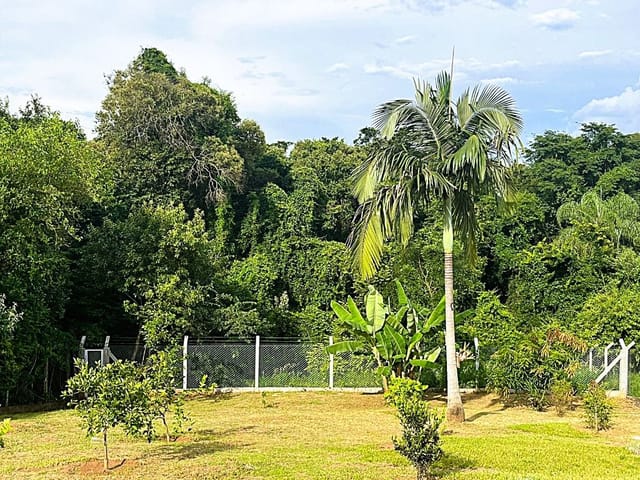 Chácara com 2112m² 4 quartos e 3 banheiros, à venda, no bairro Fazenda Castelo em Boituva
