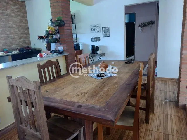 Chácara com 1370m² 4 quartos e 3 banheiros, à venda, no bairro Loteamento Chácaras Gargantilhas em Campinas