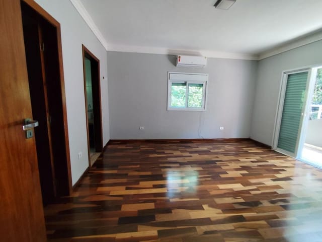 Chácara com 1450m² 8 quartos e 9 banheiros, à venda, no bairro Portal das Acácias em Santana de Parnaíba