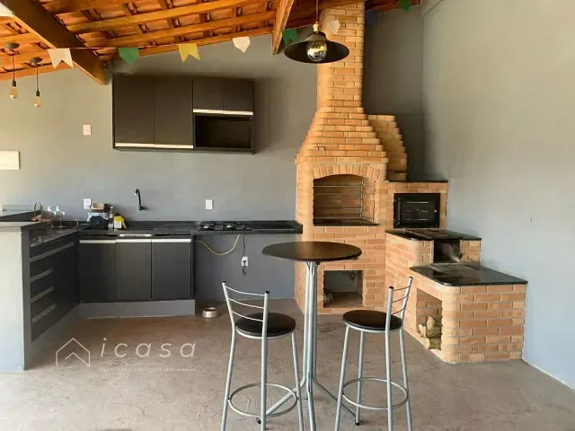 Chácara com 2500m² 2 quartos e 2 banheiros, à venda, no bairro Chácara Recanto Itamarati II em Caçapava