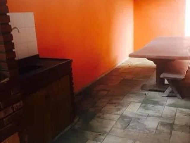Chácara com 8000m² 5 quartos e 3 banheiros, à venda, no bairro Jardim Camargo (Canguera) em São Roque