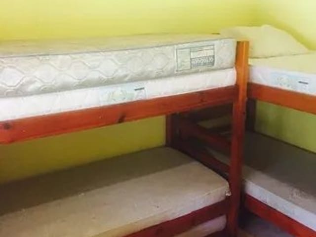 Chácara com 8000m² 5 quartos e 3 banheiros, à venda, no bairro Jardim Camargo (Canguera) em São Roque