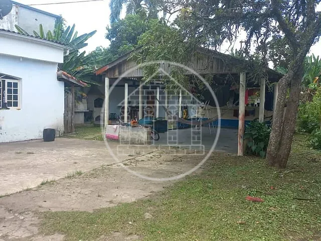 Chácara com 1500m² 3 quartos e 1 banheiro, à venda, no bairro Chácaras Granjinhas Regina Maria em Embu-Guaçu