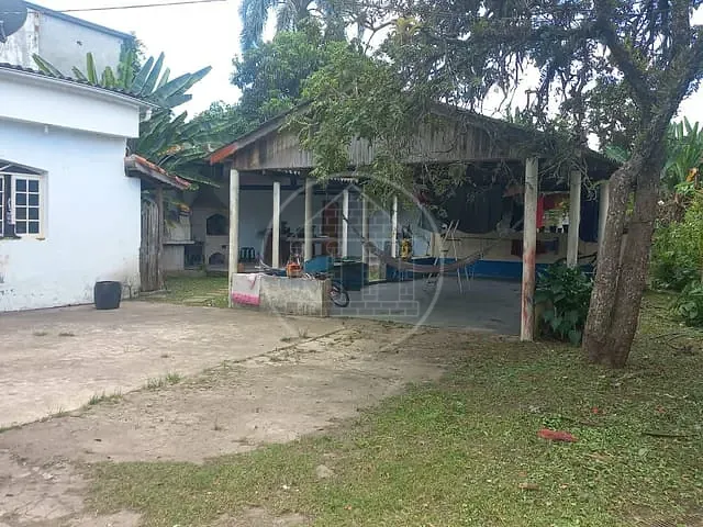 Chácara com 1500m² 3 quartos e 1 banheiro, à venda, no bairro Chácaras Granjinhas Regina Maria em Embu-Guaçu