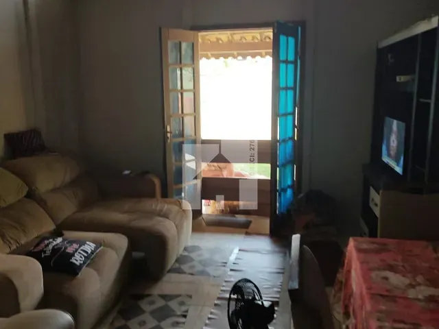 Chácara com 604m² 1 quarto e 2 banheiros, à venda, no bairro Estância Marília em Jarinu