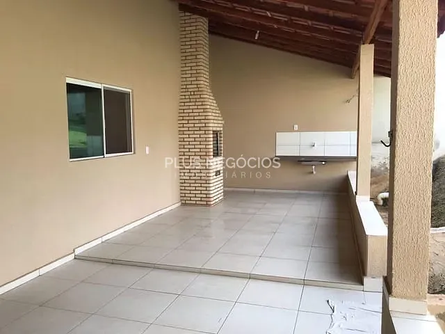 Chácara com 800m² 4 quartos e 3 banheiros, à venda, no bairro aquários em Araçoiaba da Serra