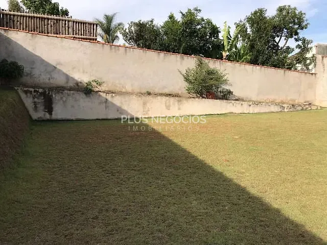 Chácara com 800m² 4 quartos e 3 banheiros, à venda, no bairro aquários em Araçoiaba da Serra