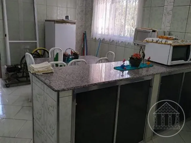 Chácara com 2600m² 3 quartos e 2 banheiros, à venda, no bairro Jardim Santa Tereza em São Paulo