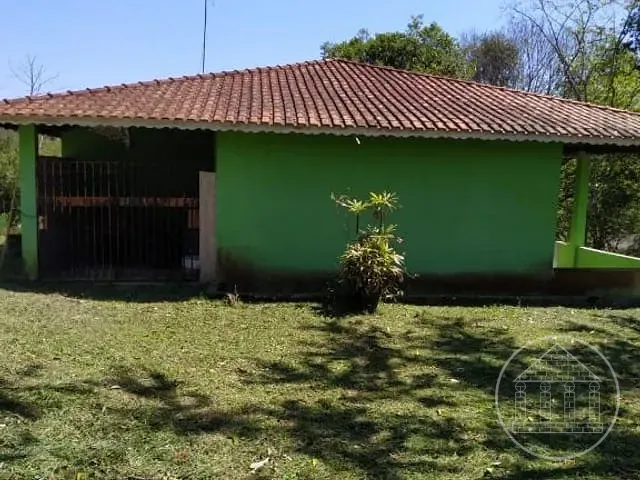 Chácara com 2600m² 3 quartos e 2 banheiros, à venda, no bairro Jardim Santa Tereza em São Paulo