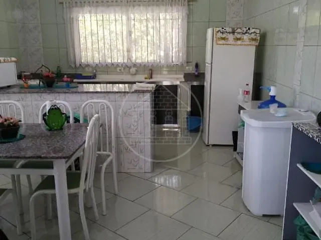 Chácara com 2600m² 3 quartos e 2 banheiros, à venda, no bairro Jardim Santa Tereza em São Paulo