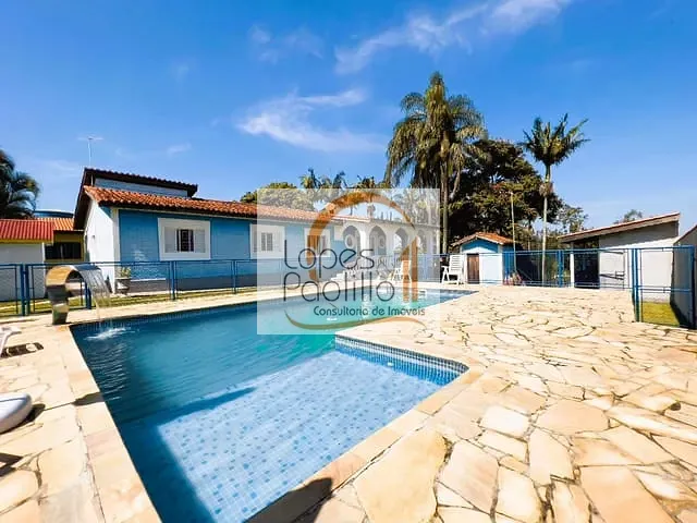 Chácara com 2640m² 4 quartos e 5 banheiros, à venda, no bairro Chácaras Fernão Dias em Atibaia