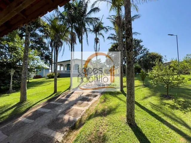 Chácara com 2640m² 4 quartos e 5 banheiros, à venda, no bairro Chácaras Fernão Dias em Atibaia