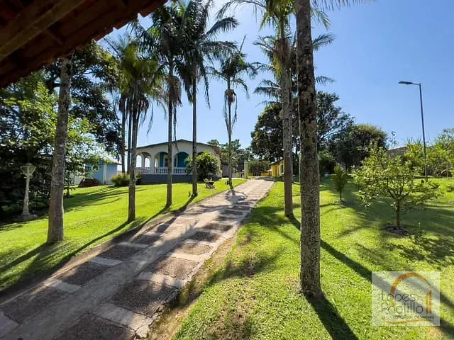 Chácara com 2640m² 4 quartos e 5 banheiros, à venda, no bairro Chácaras Fernão Dias em Atibaia