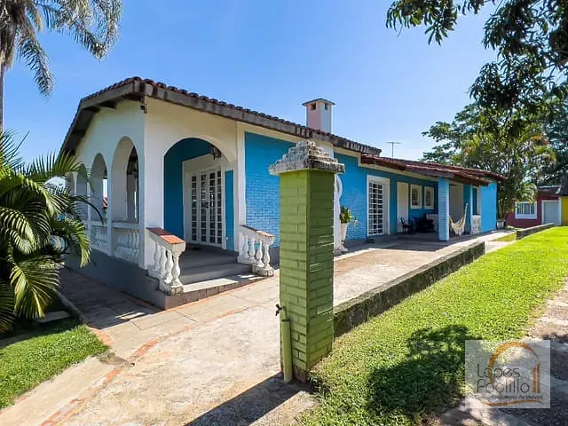 Chácara com 2640m² 4 quartos e 5 banheiros, à venda, no bairro Chácaras Fernão Dias em Atibaia