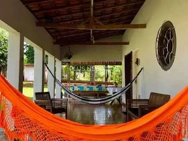 Chácara com 2000m² 3 quartos e 3 banheiros, à venda, no bairro Chácaras Reunidas Eldorado em Salto de Pirapora