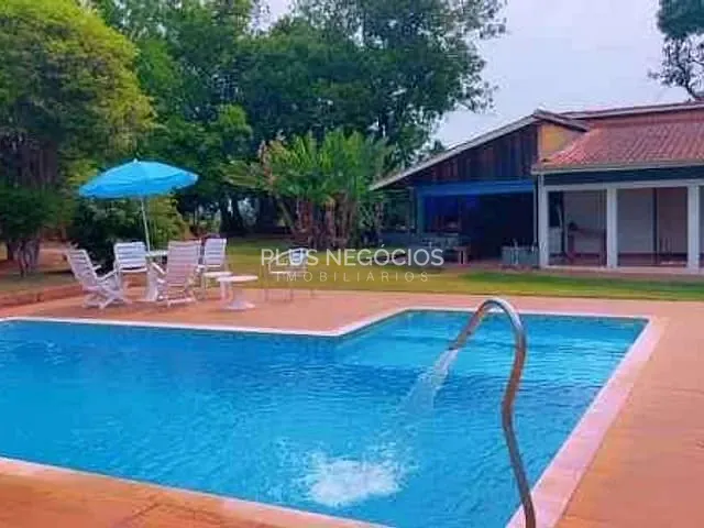 Chácara com 2000m² 3 quartos e 3 banheiros, à venda, no bairro Chácaras Reunidas Eldorado em Salto de Pirapora