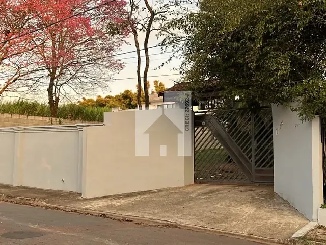 Chácara com 2000m² 4 quartos e 3 banheiros, à venda, no bairro Rio Acima em Jundiaí