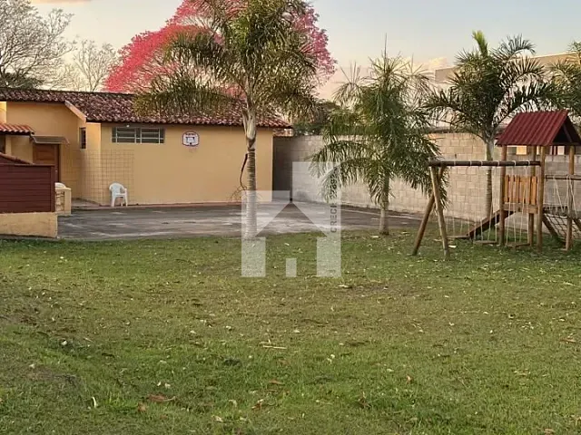 Chácara com 2000m² 4 quartos e 3 banheiros, à venda, no bairro Rio Acima em Jundiaí