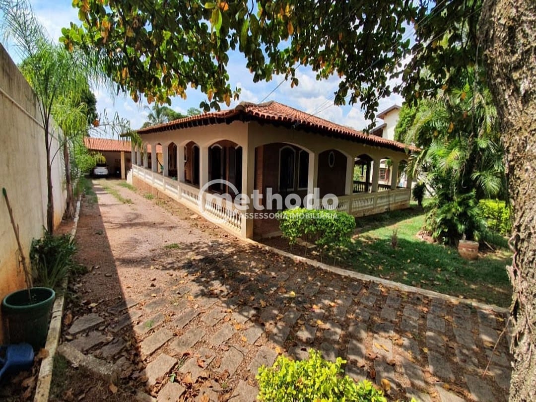 Sítio, 3 quartos, 515 m² - Foto 1