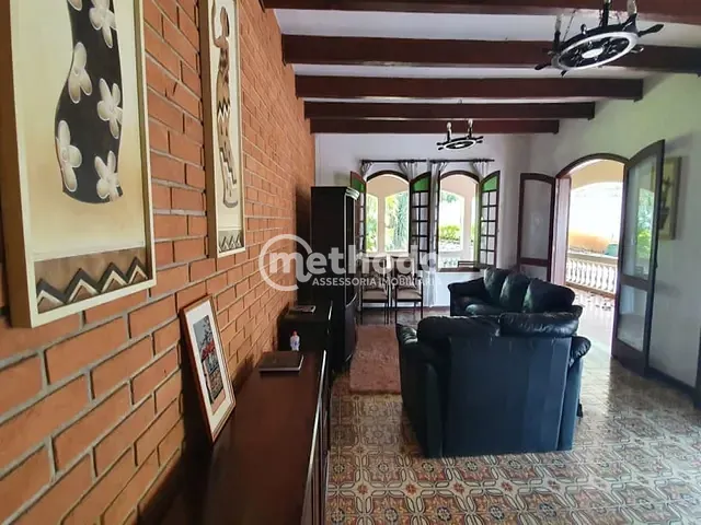 Chácara com 515m² 3 quartos e 3 banheiros, à venda, no bairro Bosque em Vinhedo