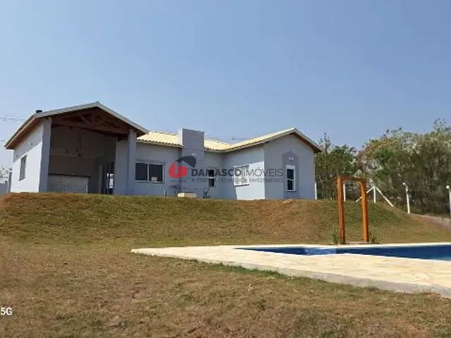 Chácara com 1182m² 3 quartos e 3 banheiros, à venda, no bairro residencial vento forte em Pinhalzinho