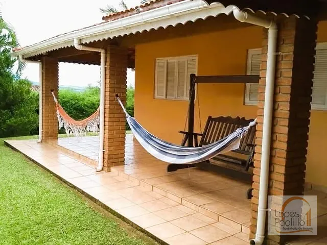 Chácara com 2000m² 4 quartos e 3 banheiros, à venda, no bairro Colina do Sol em Bom Jesus dos Perdões