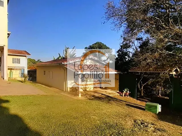 Chácara com 6485m² 9 quartos e 11 banheiros, à venda, no bairro Jardim Maracanã em Atibaia