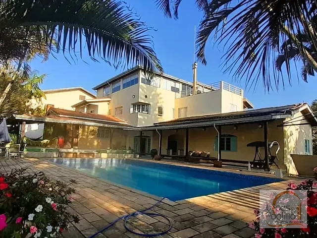 Chácara com 6485m² 9 quartos e 11 banheiros, à venda, no bairro Jardim Maracanã em Atibaia