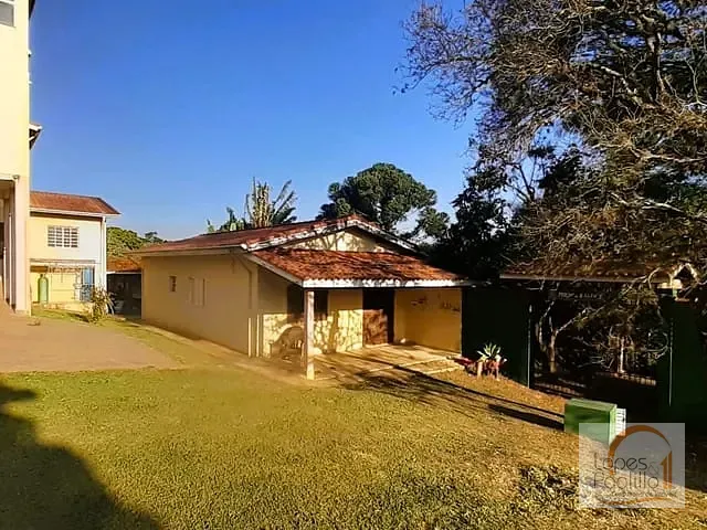 Chácara com 6485m² 9 quartos e 11 banheiros, à venda, no bairro Jardim Maracanã em Atibaia