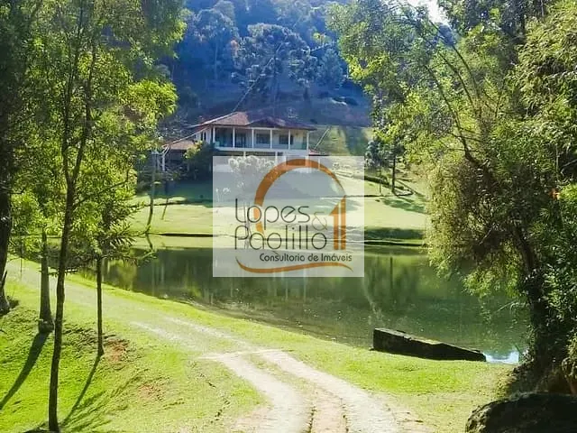 Chácara com 8355m² 3 quartos e 3 banheiros, à venda, no bairro Atibaia Vista da Montanha em Atibaia