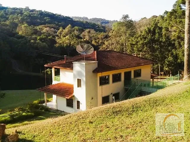 Chácara com 8355m² 3 quartos e 3 banheiros, à venda, no bairro Atibaia Vista da Montanha em Atibaia
