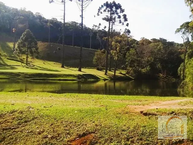 Chácara com 8355m² 3 quartos e 3 banheiros, à venda, no bairro Atibaia Vista da Montanha em Atibaia