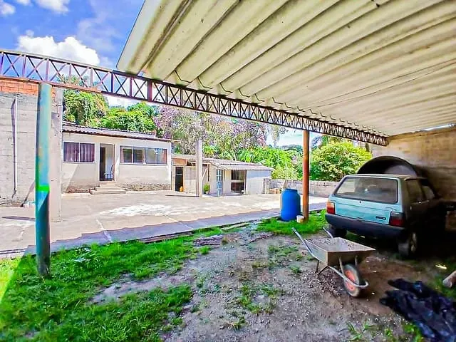 Chácara com 1200m² 3 quartos e 2 banheiros, à venda, no bairro Jardim Varginha em São Paulo