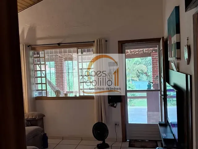 Chácara com 800m² 2 quartos e 2 banheiros, à venda, no bairro Canedos em Piracaia