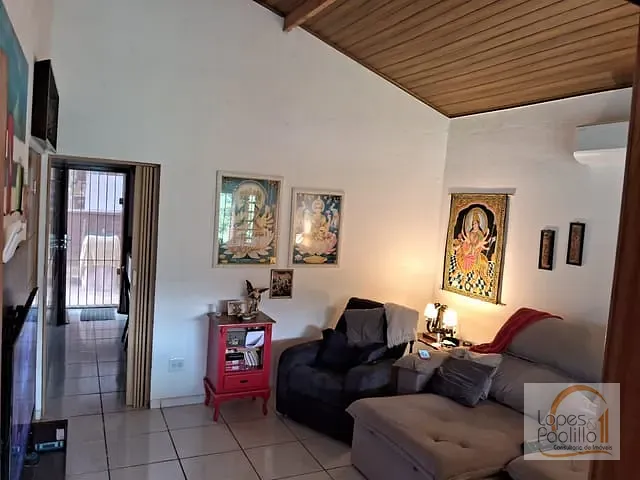 Chácara com 800m² 2 quartos e 2 banheiros, à venda, no bairro Canedos em Piracaia