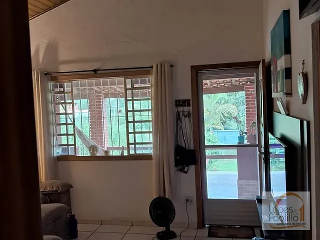 Chácara com 800m² 2 quartos e 2 banheiros, à venda, no bairro Canedos em Piracaia