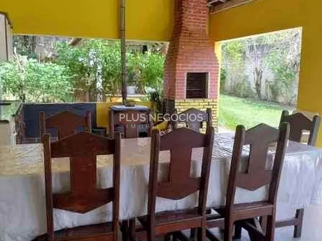 Chácara com 1600m² 6 quartos e 5 banheiros, à venda, no bairro jardim salete em Araçoiaba da Serra