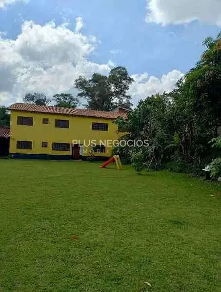 Chácara, 6 quartos, 1600 m² - Foto 1