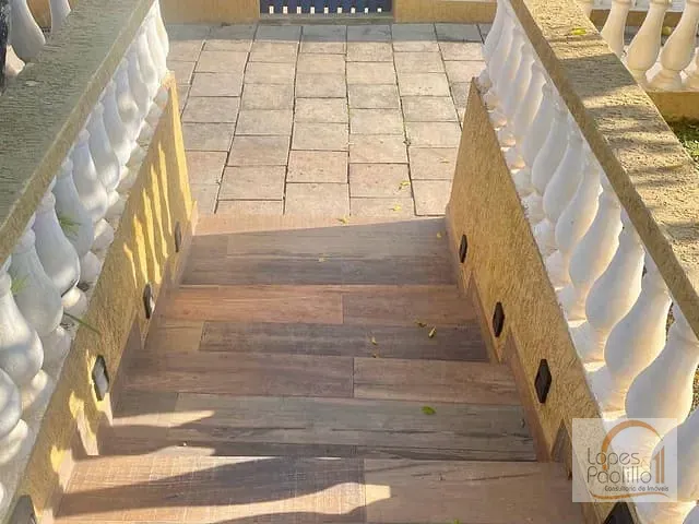 Chácara com 4100m² 5 quartos e 6 banheiros, à venda, no bairro Jardim Estância Brasil em Atibaia