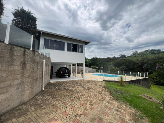 Chácara com 8490m² 4 quartos e 3 banheiros, à venda, no bairro JUNCAL em Extrema