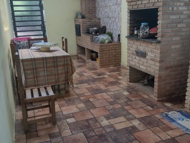 Chácara com 3000m² 3 quartos e 4 banheiros, à venda, no bairro Goiabal em Pindamonhangaba