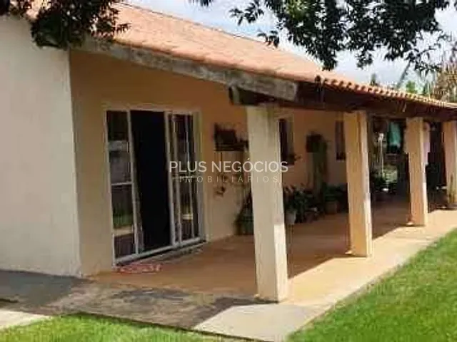 Chácara com 2050m² 5 quartos e 4 banheiros, à venda, no bairro cercado em Araçoiaba da Serra