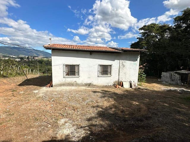 Chácara com 4000m² 1 quarto e 1 banheiro, à venda, no bairro Jardim em Extrema
