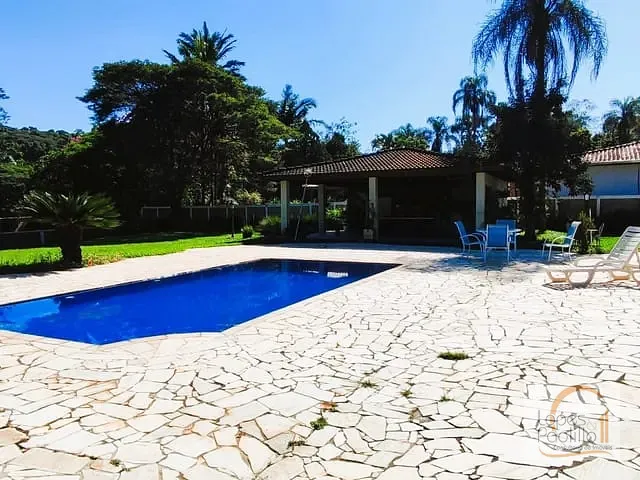 Chácara com 2786m² 3 quartos e 2 banheiros, à venda, no bairro Mato Dentro em Atibaia