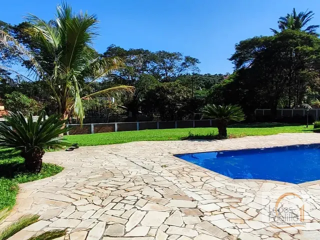 Chácara com 2786m² 3 quartos e 2 banheiros, à venda, no bairro Mato Dentro em Atibaia