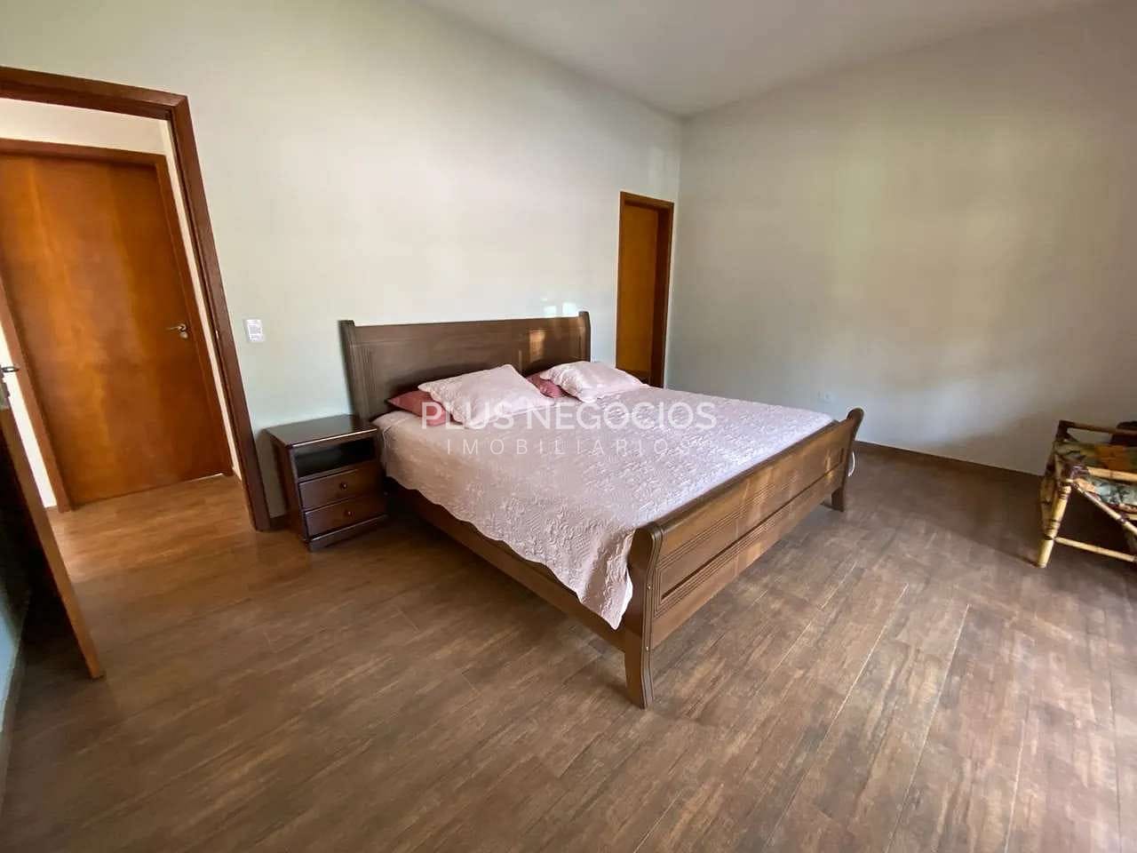 Chácara à venda com 2 quartos, 160m² - Foto 7