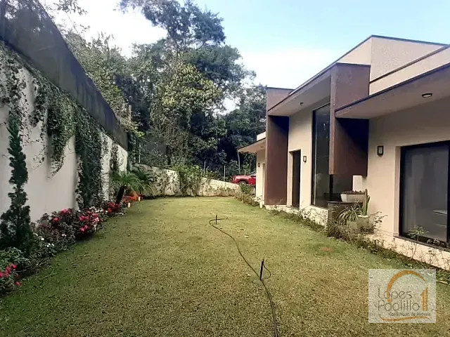 Chácara com 1500m² 6 quartos e 5 banheiros, à venda, no bairro Loteamento Rancho Maringá II em Atibaia