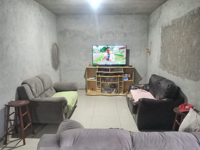 Chácara com 22200m² 7 quartos e 3 banheiros, à venda ou para alugar, no bairro Aguassaí (Caucaia do Alto) em Cotia